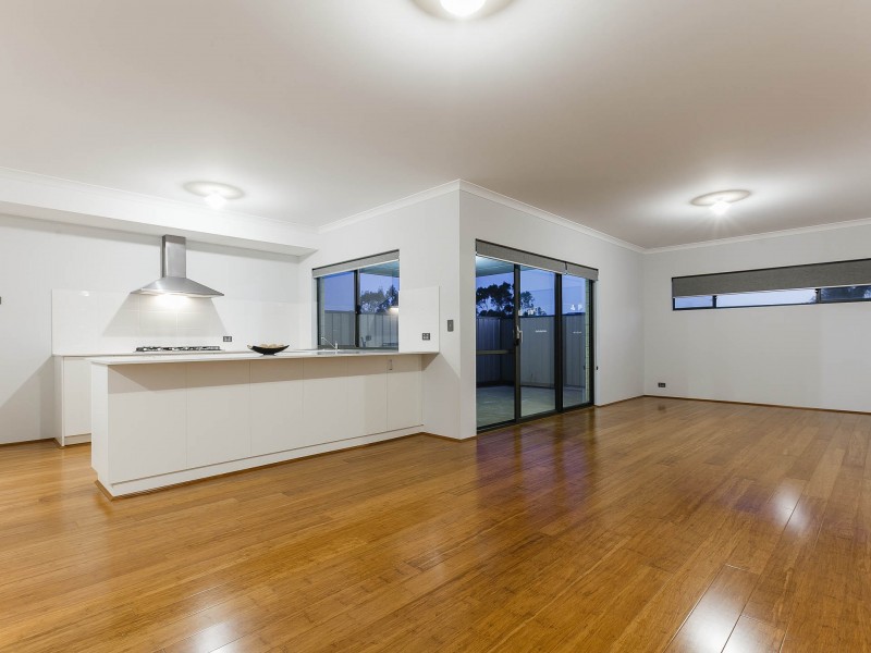 30B Bullfinch Street, Spearwood WA 6163