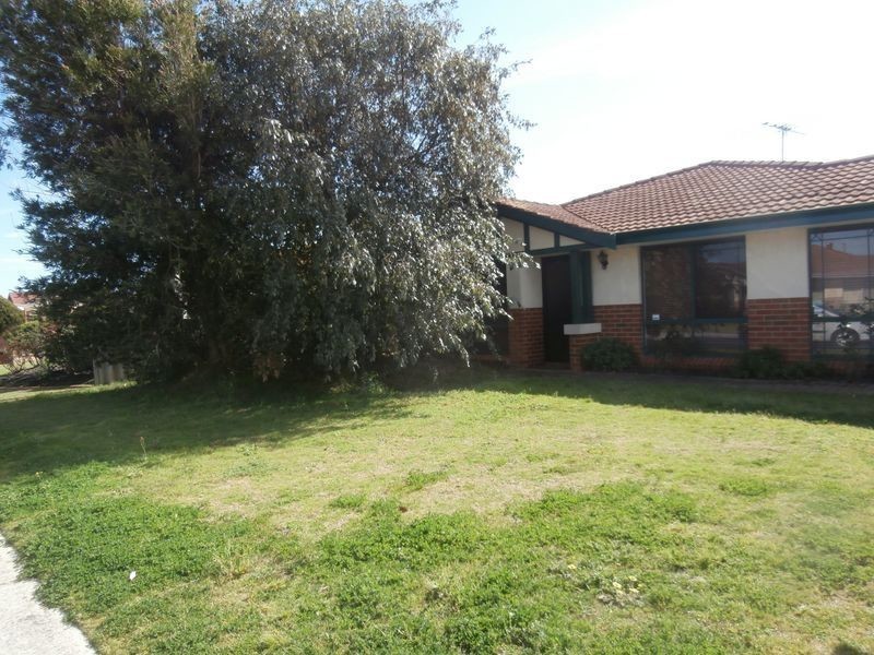 13 Turnbury Park Drive, Jandakot WA 6164