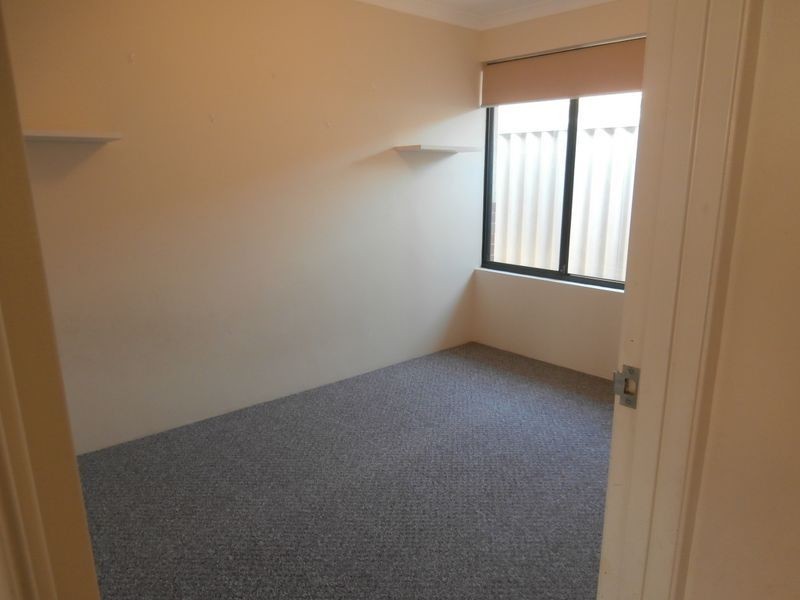 13 Turnbury Park Drive, Jandakot WA 6164