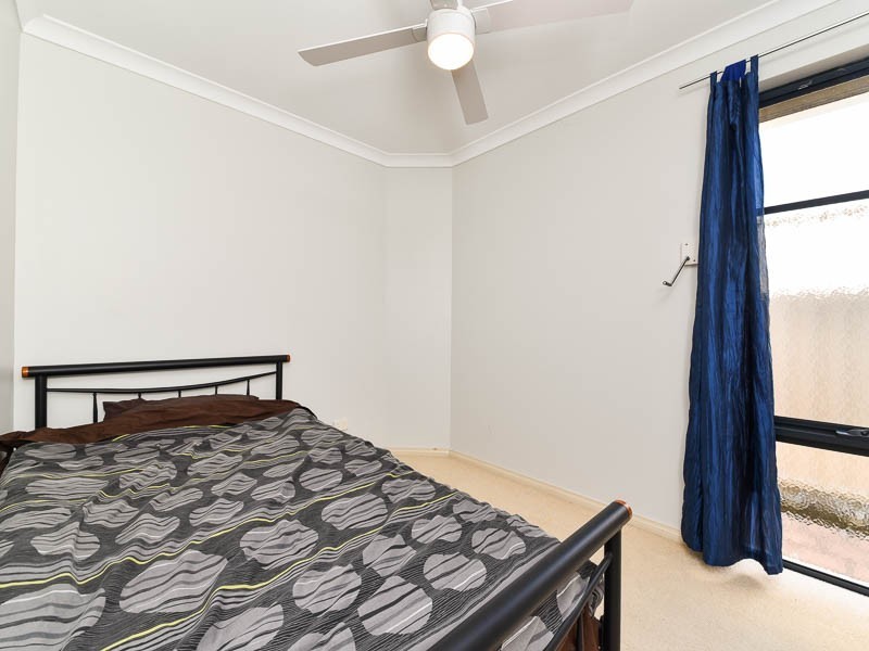 Villa 4/52 Bayview Terrace, Yangebup WA 6164