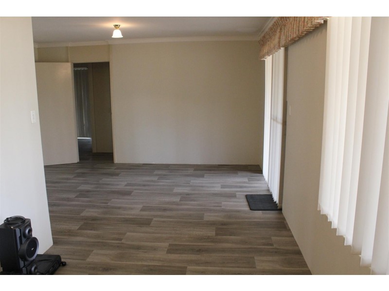17 Plumridge Way, South Lake WA 6164