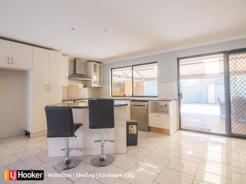 13 Thomas Street, South Lake WA 6164