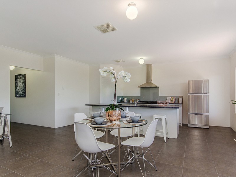 9 Ravensfield Road, Baldivis WA 6171