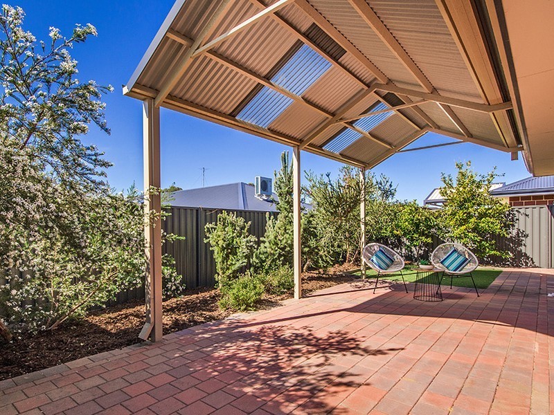 9 Ravensfield Road, Baldivis WA 6171
