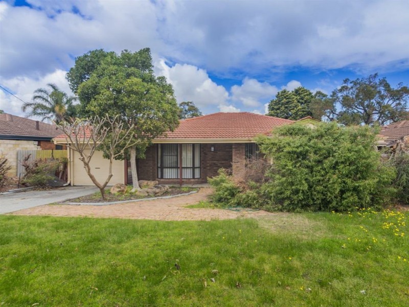 102 Elderberry Drive, South Lake WA 6164