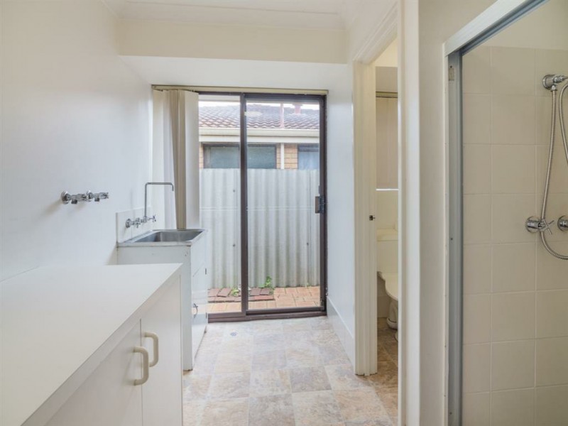 102 Elderberry Drive, South Lake WA 6164