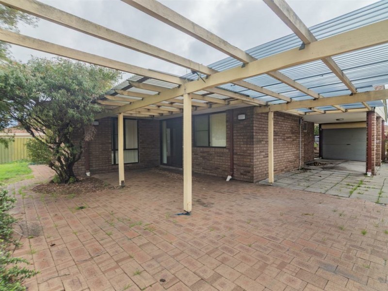 102 Elderberry Drive, South Lake WA 6164