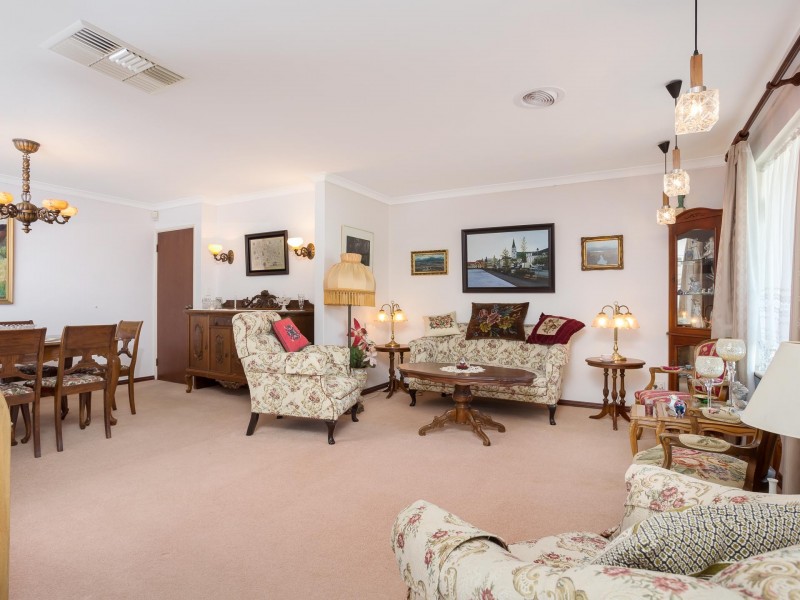 5 Banyalla Court, South Lake WA 6164