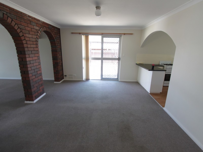 3 Glen Street, Rockingham WA 6168