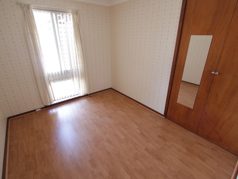 3 Glen Street, Rockingham WA 6168