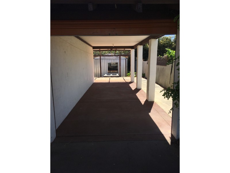 3 Glen Street, Rockingham WA 6168