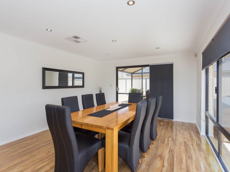 4 Belmore Bend, Aubin Grove WA 6164