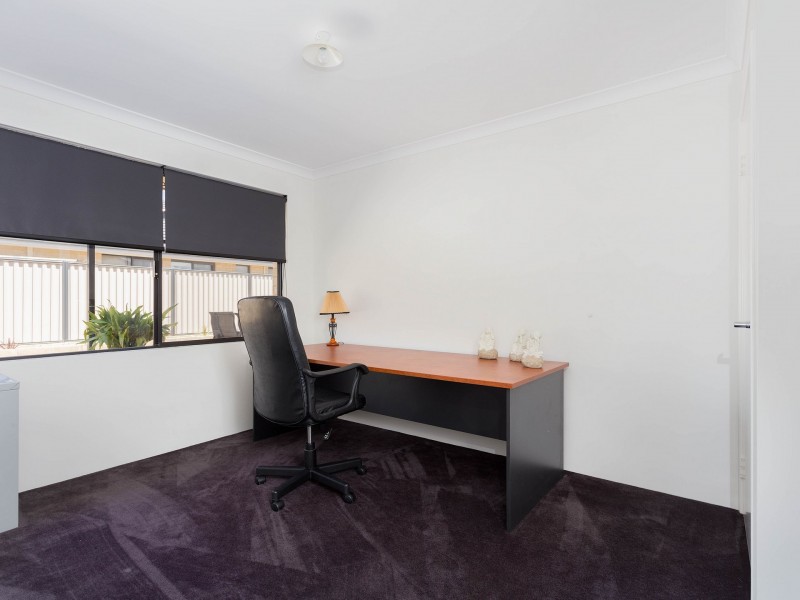 4 Belmore Bend, Aubin Grove WA 6164