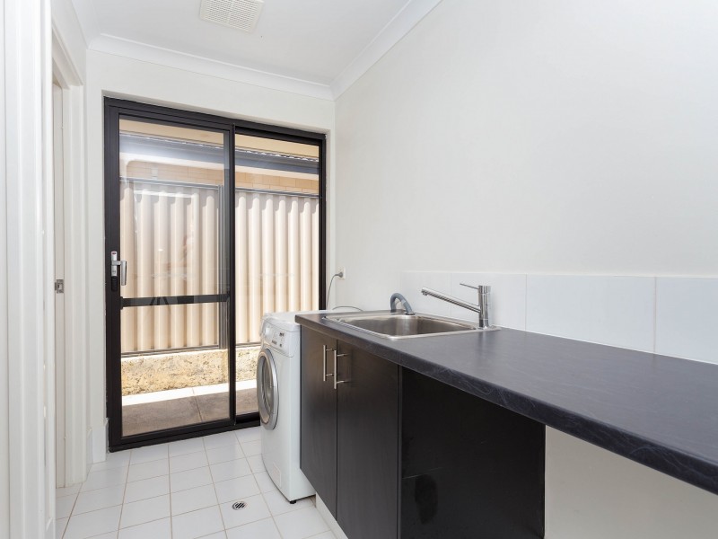 4 Belmore Bend, Aubin Grove WA 6164