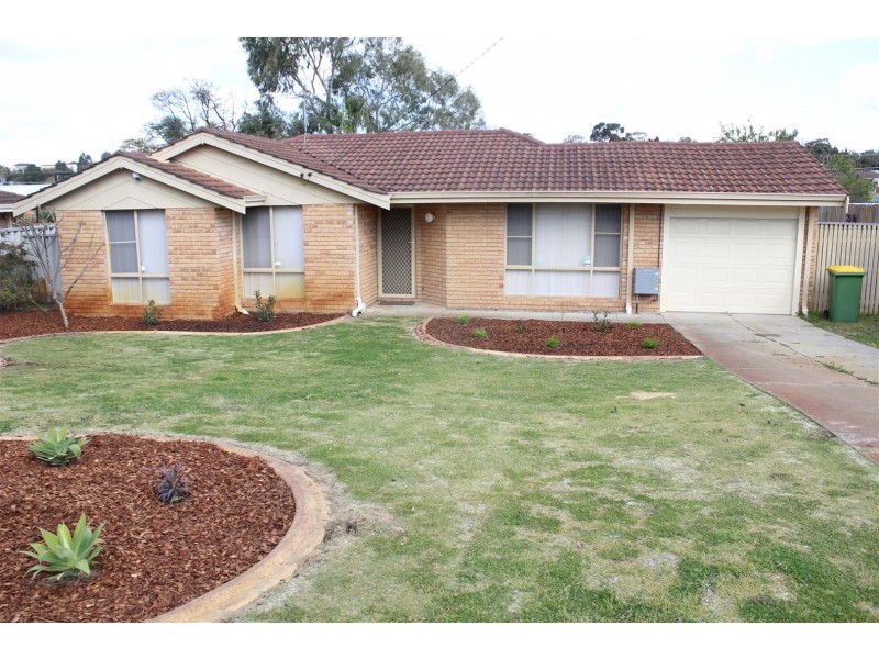 4 Bryah Court, Yangebup WA 6164