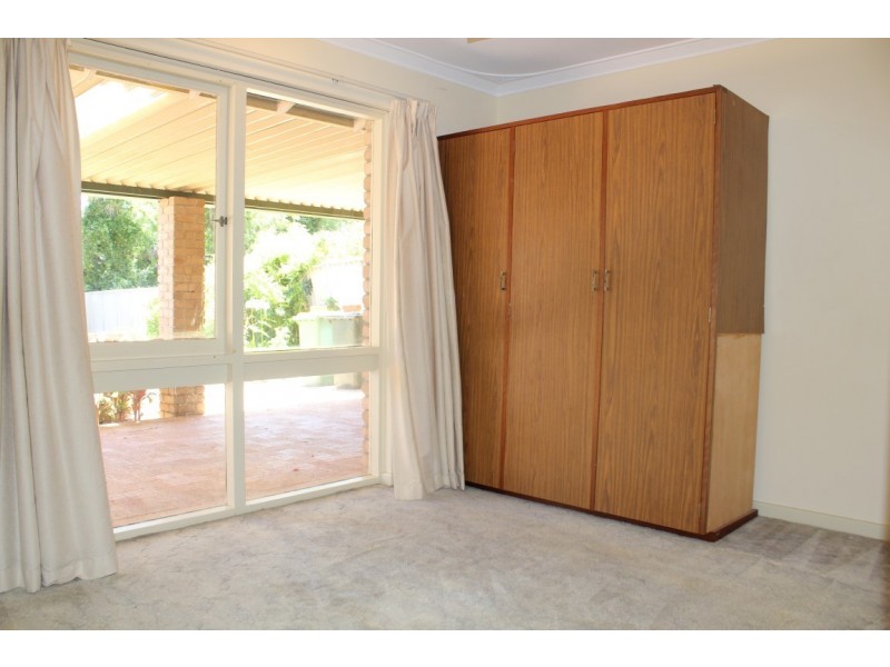 27 Alaska Crescent, Southern River WA 6110