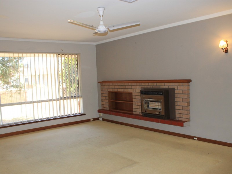 7 Gaunt Road, Spearwood WA 6163