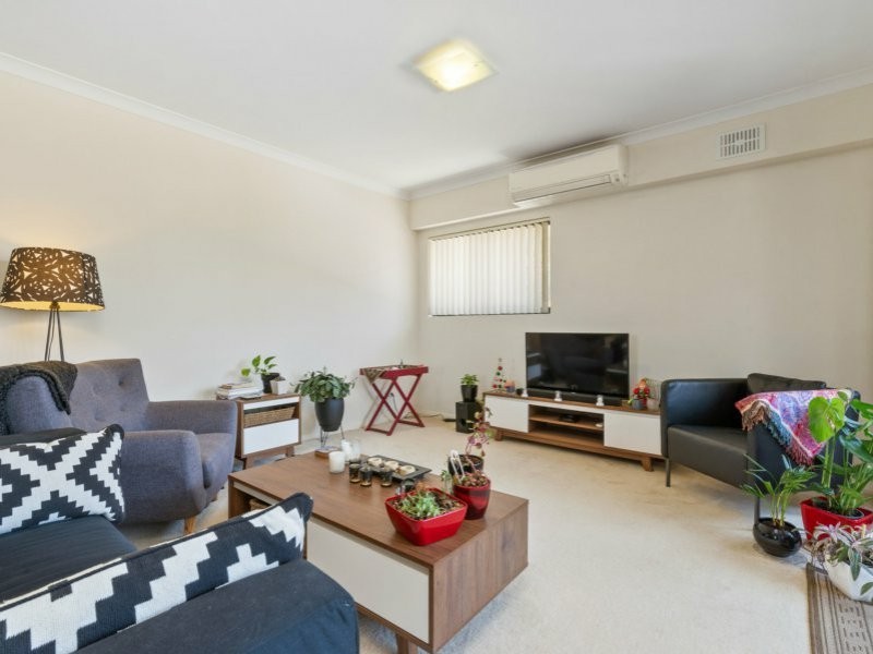 Apartment 7/2 Stockton Bend, Cockburn Central WA 6164