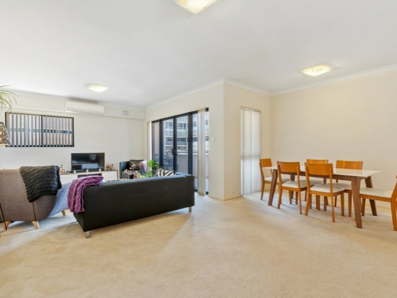 Apartment 7/2 Stockton Bend, Cockburn Central WA 6164
