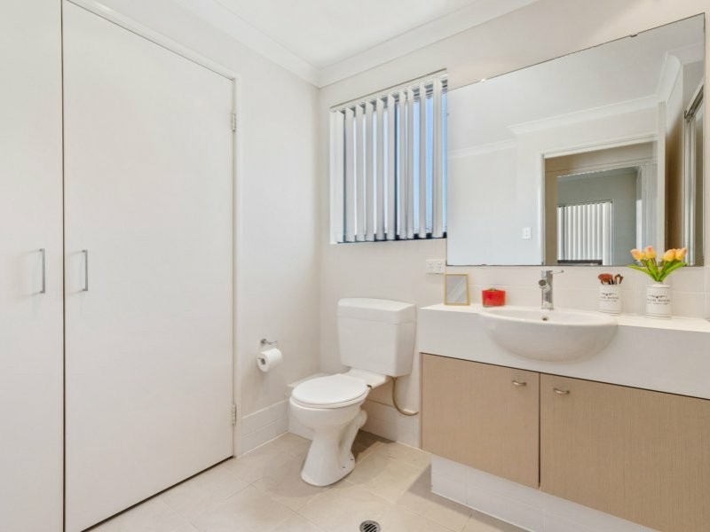 Apartment 7/2 Stockton Bend, Cockburn Central WA 6164