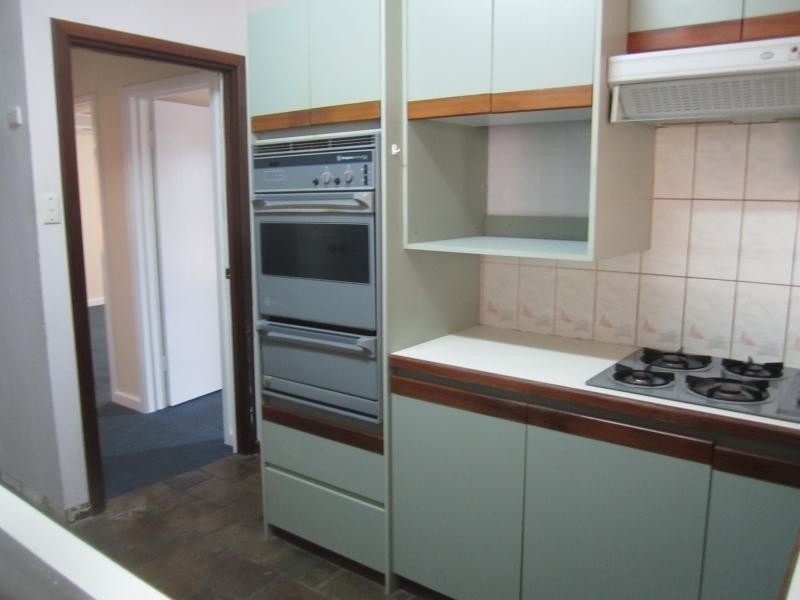 26 Tudor Avenue, Shelley WA 6148