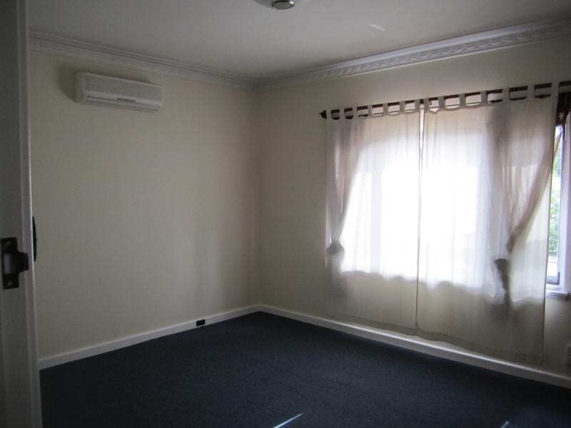 26 Tudor Avenue, Shelley WA 6148