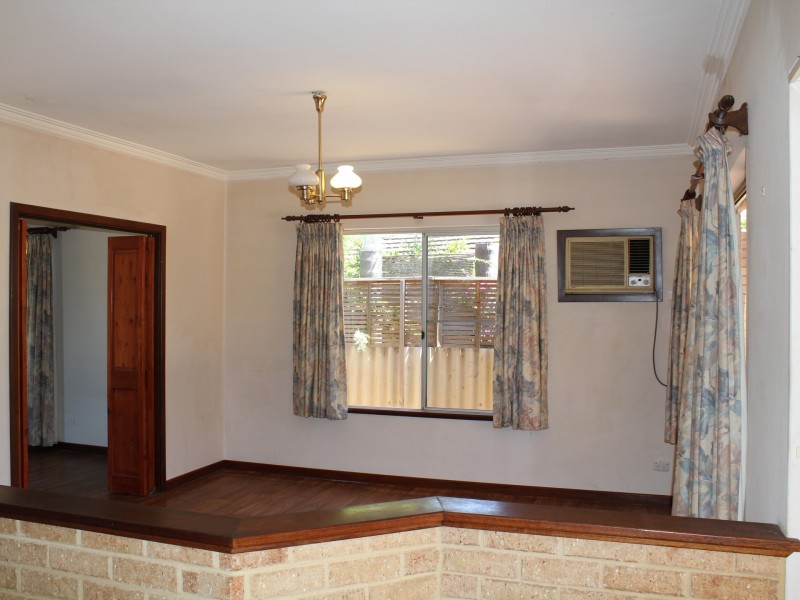 26 Tudor Avenue, Shelley WA 6148