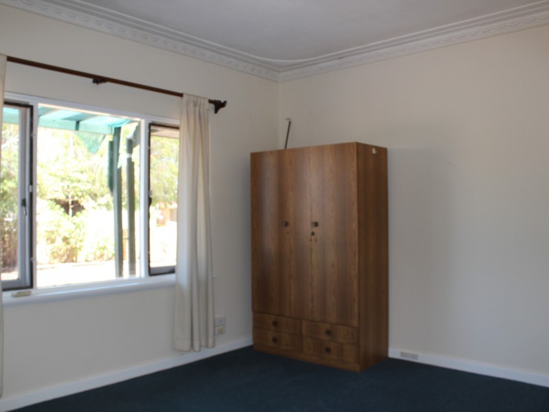 26 Tudor Avenue, Shelley WA 6148