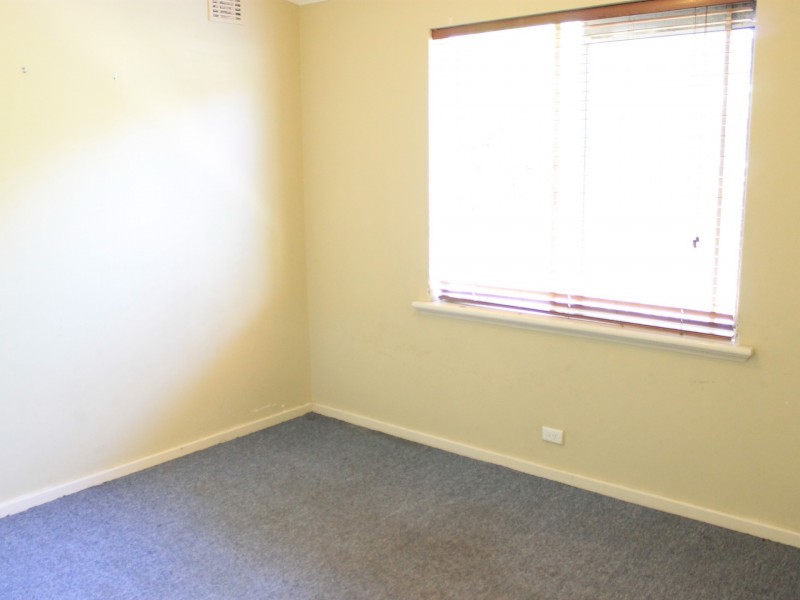 5 Ashbourne Way, Hamilton Hill WA 6163