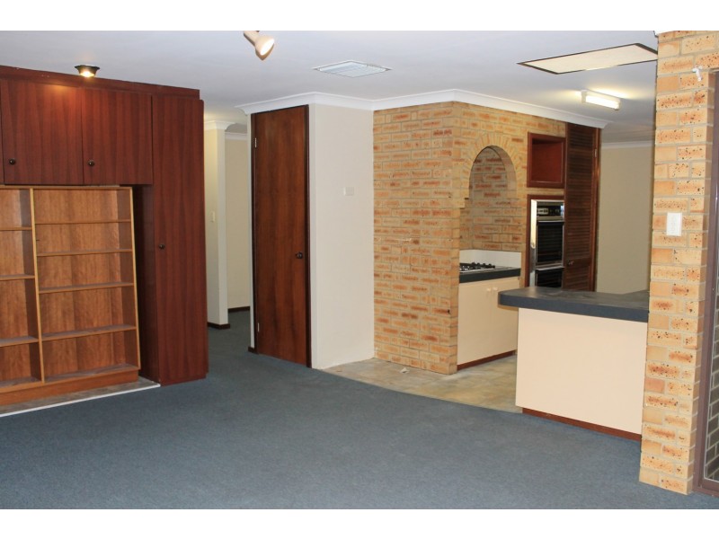 8 Renou Way, Bateman WA 6150