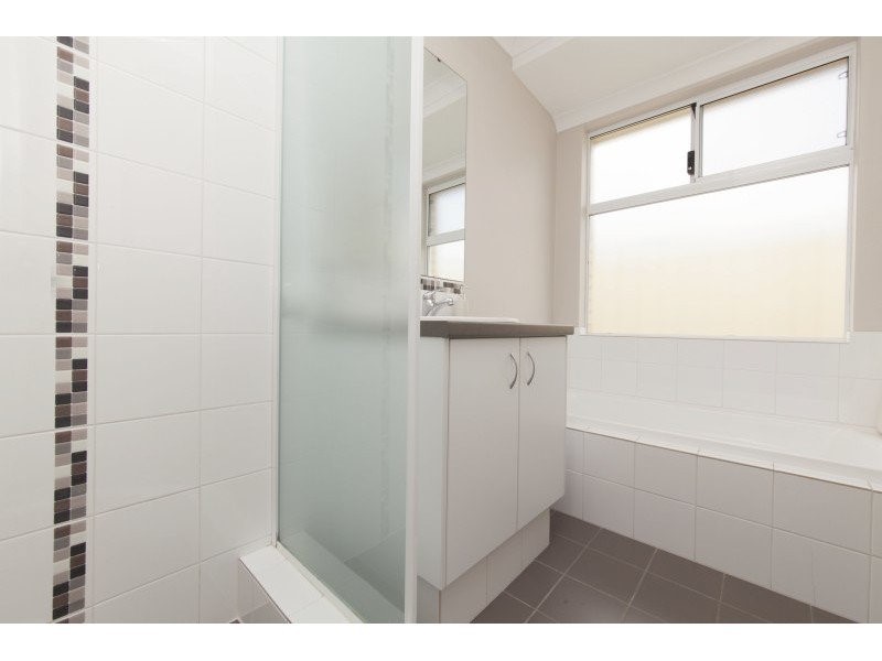 21 Calder Way, Atwell WA 6164