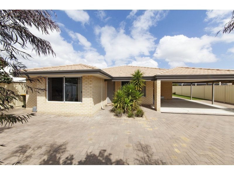 21 Calder Way, Atwell WA 6164