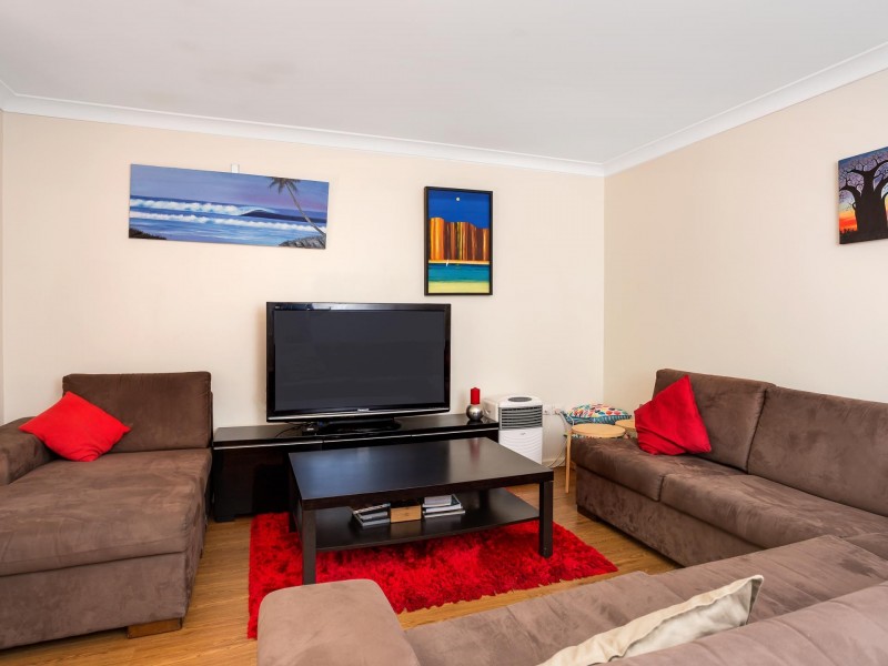 8A Moennich Court, Coolbellup WA 6163