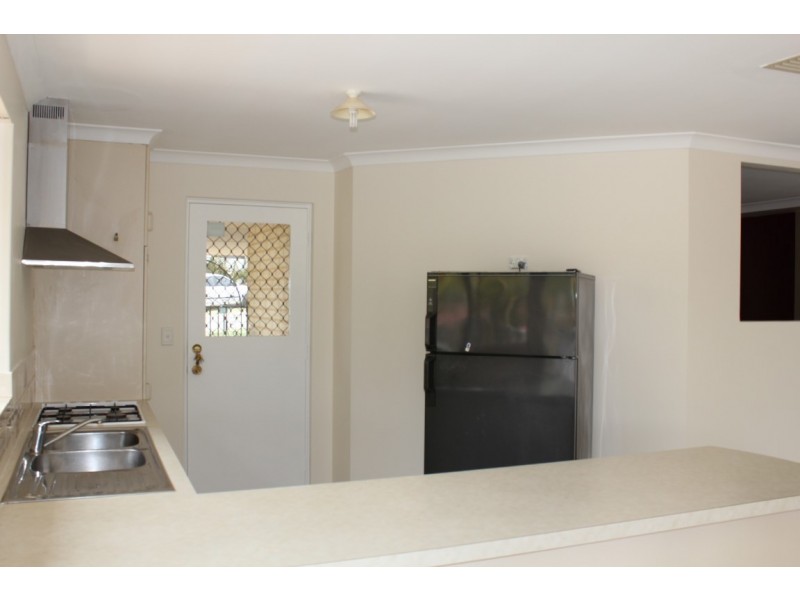 13 Centaury Close, Beeliar WA 6164