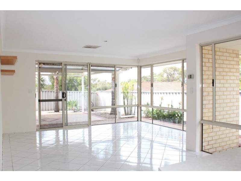 13 Centaury Close, Beeliar WA 6164