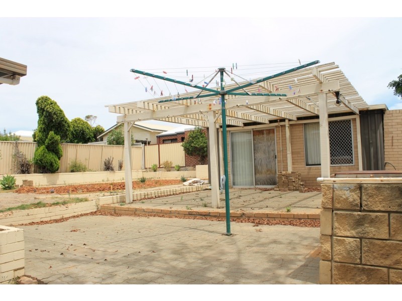 8 Scroop Way, Spearwood WA 6163