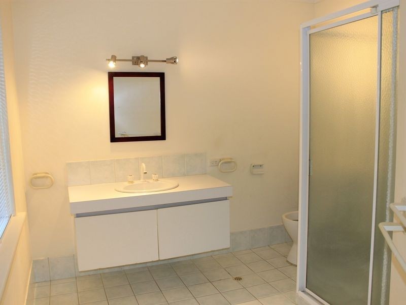 61 Tuscan Street, Rossmoyne WA 6148