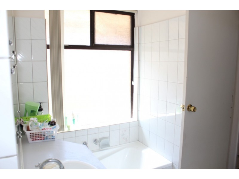 15 Barrington Street, Munster WA 6166