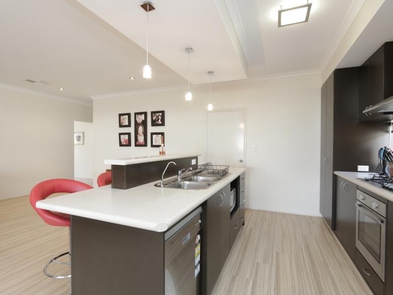 15 London Link, Aubin Grove WA 6164