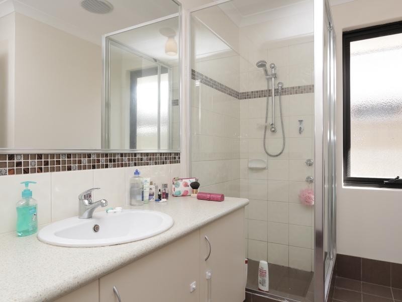 15 London Link, Aubin Grove WA 6164