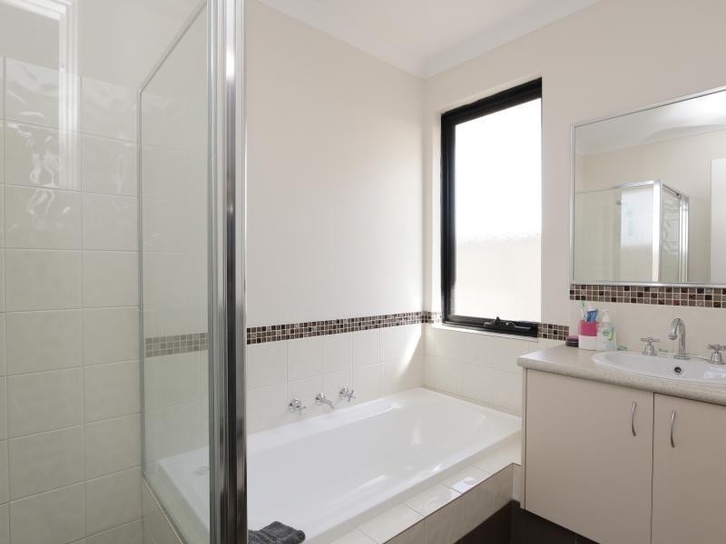 15 London Link, Aubin Grove WA 6164