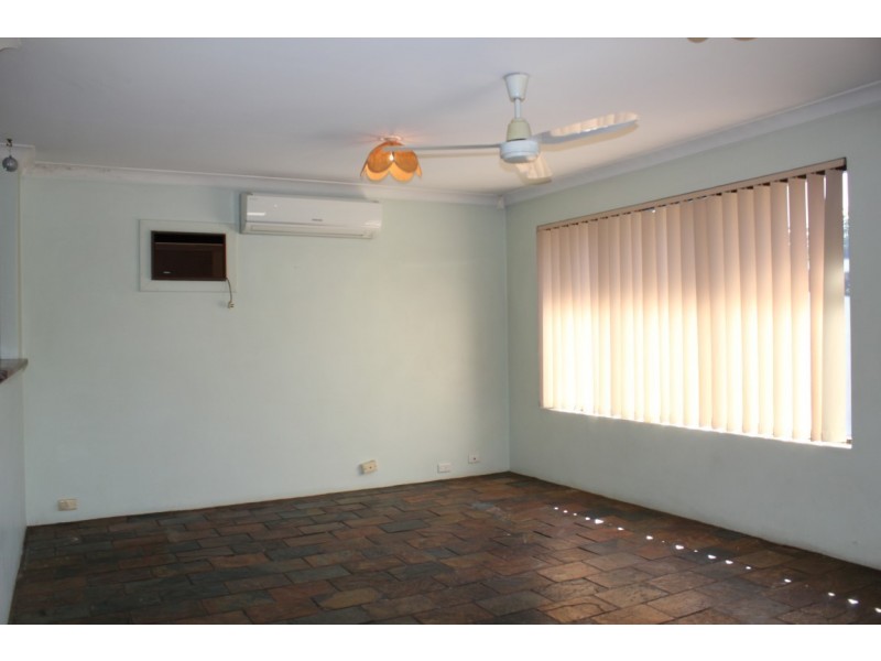 33 Dotterel Way, Yangebup WA 6164