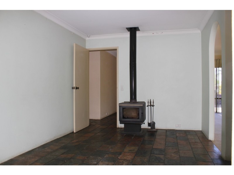 33 Dotterel Way, Yangebup WA 6164