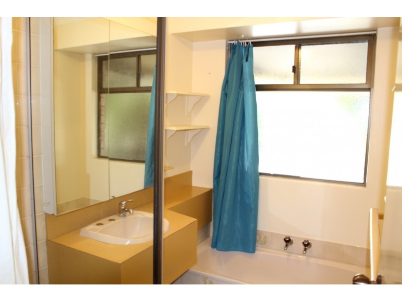 33 Dotterel Way, Yangebup WA 6164