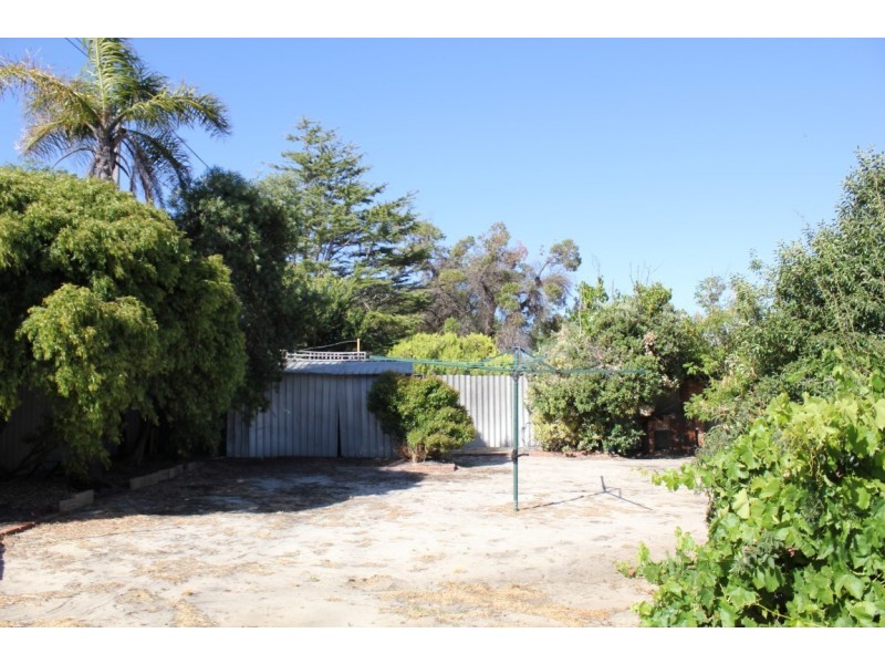 33 Dotterel Way, Yangebup WA 6164