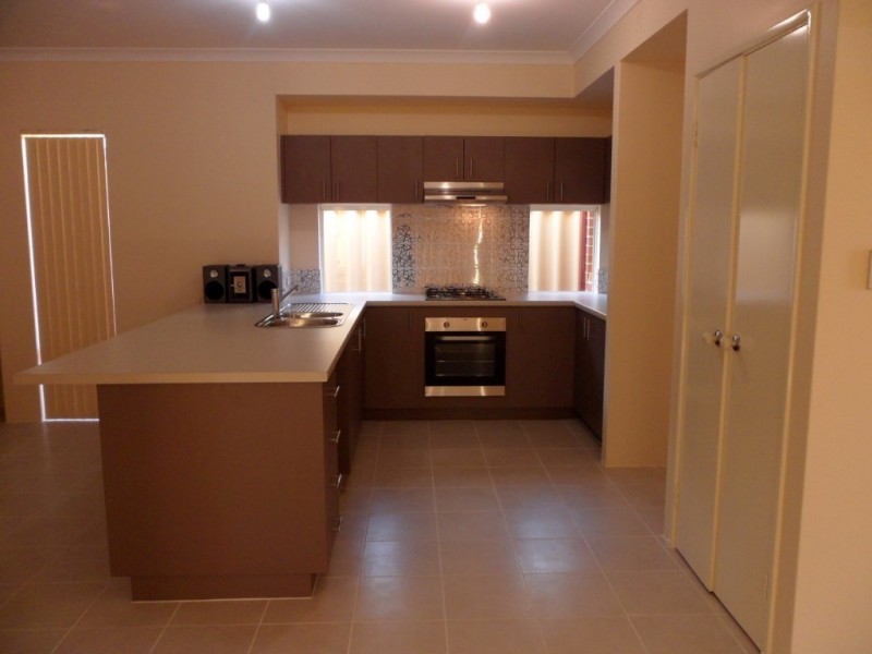 24 Keane Road, Harrisdale WA 6112