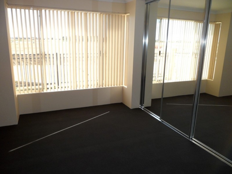 24 Keane Road, Harrisdale WA 6112