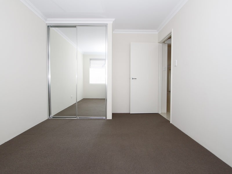 326 Lyon Road, Aubin Grove WA 6164