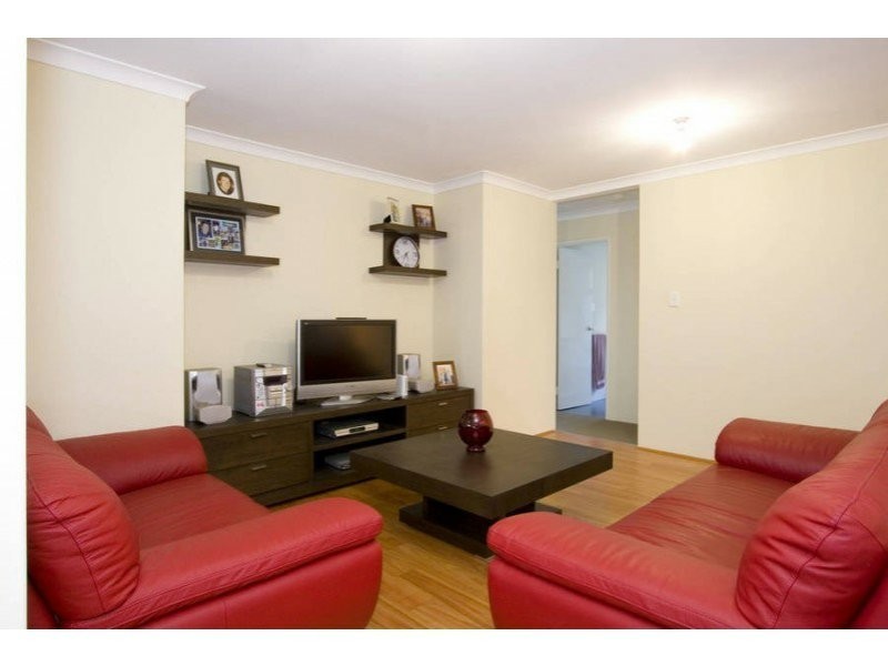 6 Versailles Parkway, Aubin Grove WA 6164