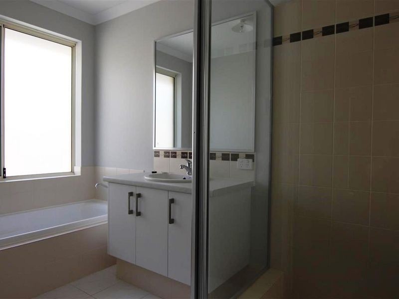 36 Marginata Parkway, Canning Vale WA 6155